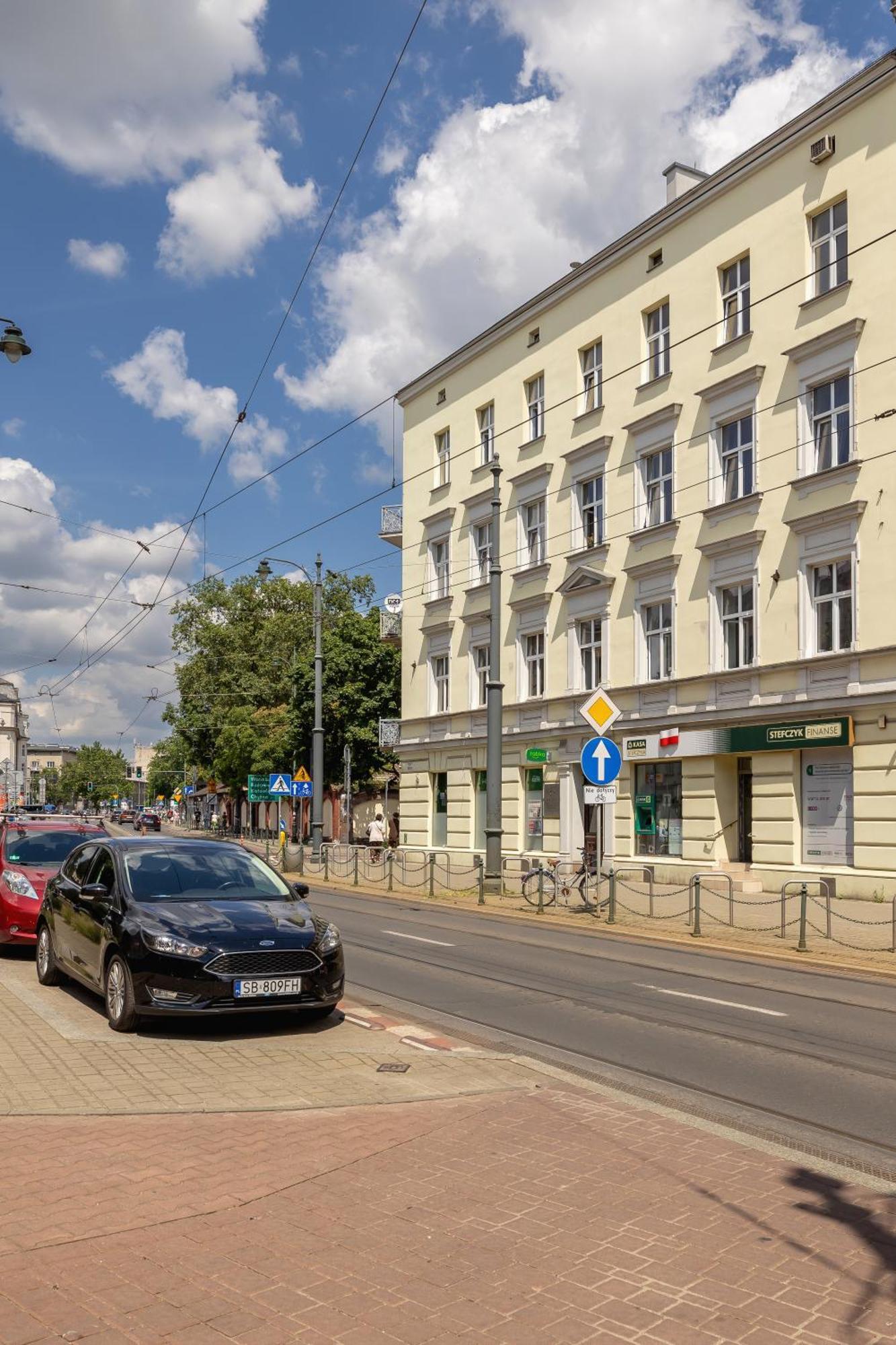 1-Bedroom Apartment - 65 Dluga Street Краків Екстер'єр фото